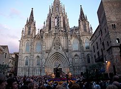 Katedralen i Barcelona i påsken